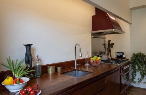 Santo Spirito Apartment | Casa Sofia Santo Spirito Apartment with Beautiful Terrace