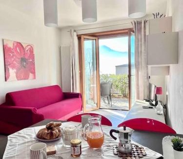 Trezzone Apartment | Casa Sonia - Modern Apartment with Pool on Lake Como