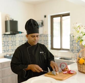 Siolim Villa | Casa Suneos 4-BHK Villa With Private Pool & Lift Near Popular Restaurants