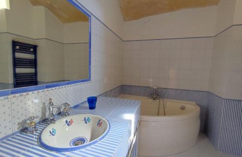 Sasso Barisano House | Casa Tudor Art Luxury Rooms