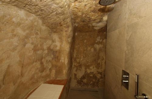 Sasso Barisano House | Casa Vacanza La Cava nel Barisano Suite Matera