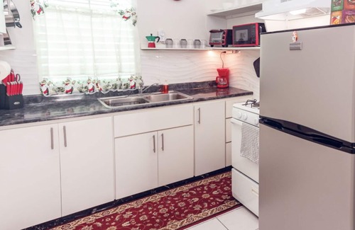 Piedras Blancas Bed & Breakfast | Casa Verde 3