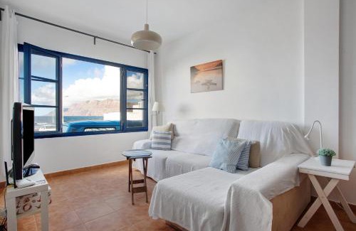 Caleta de Famara House | Casa Vivo