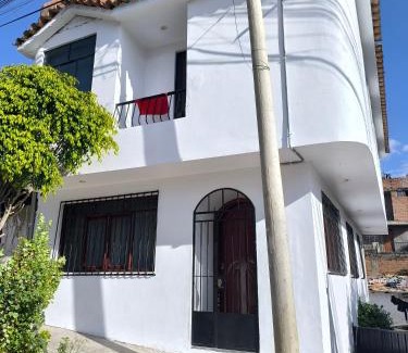 Huaraz House | Casa Waraq