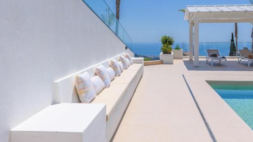 Sayalonga House | Casa What a Life Sayalonga by Ruralidays