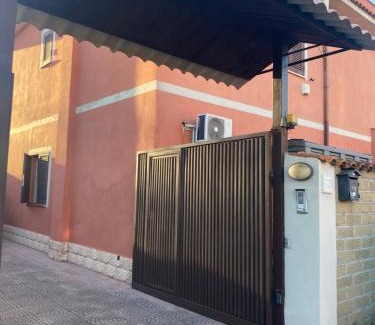 Ostia Antica Apartment | CasadellemeravigliediGiulia