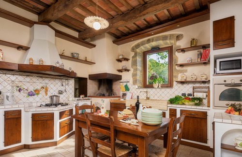 Santa Fiora Villa | Casale del Castagneto 8, Emma Villas