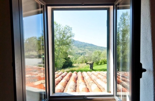 Santa Fiora Villa | Casale Santa Fiora In Santa Fiora, Tuscany
