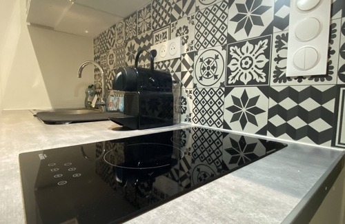 Saint-Jacques - Saint-Roch Apartment | #Casamara 1 2-bed apartment | Netflix