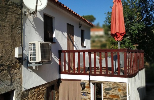 Proenca-a-Nova Cottage | Casas da Encosta, Shale Houses, Accommodation in Shale Village - Free Wifi