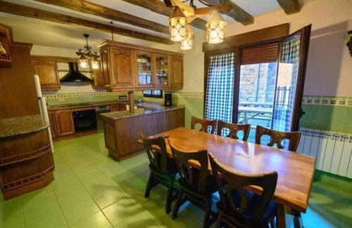 Trefacio House | Casas Rurales Trefacio - Casa de 5 Dormitorios