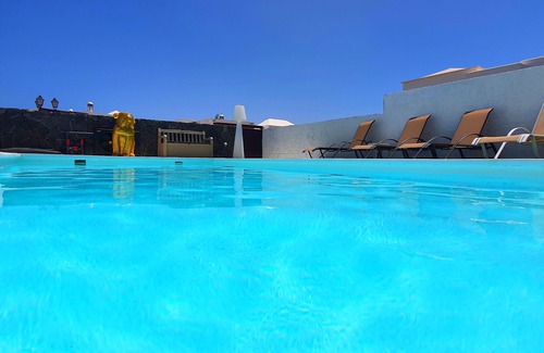 Playa Blanca House | CasaYaiza, completely renovated luxury villa
