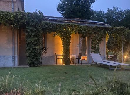 Muzzano Bed & Breakfast | cascina serra beb camera BIELMONTE