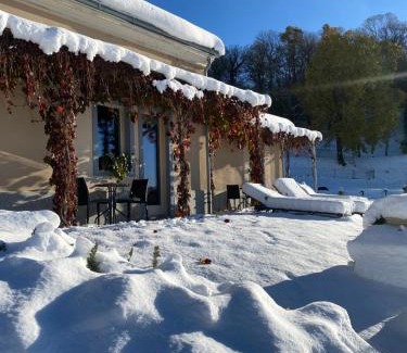 Muzzano Bed & Breakfast | cascina serra beb camera BIELMONTE