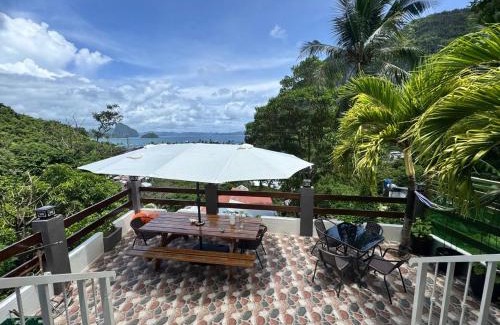 El Nido House | Cashew Blossom Boutique Guest Home