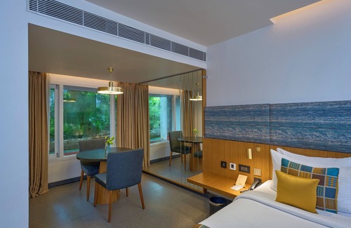 Kochi Hotel | Casino Hotel - Cgh Earth, Cochin