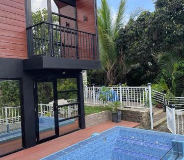 Orani Villa | Casita Alyanna