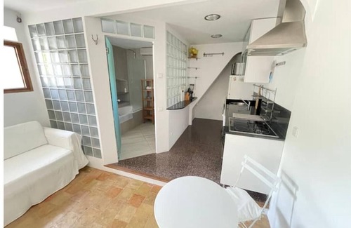Genova House | Casita Rosa