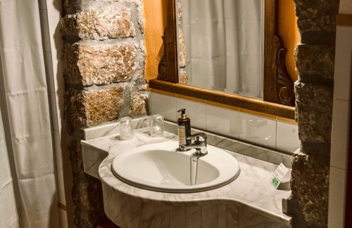 Alevia Hotel | Casona D'Alevia