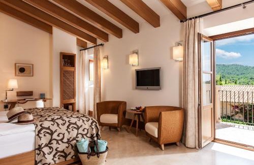 Calvia Hotel | Castell Son Claret - The Leading Hotels of the World