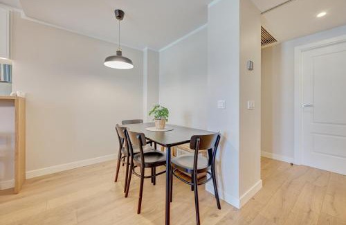 Pamplona City Centre Apartment | Castillo by clabao