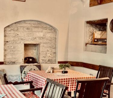 Gjirokaster Hotel | Castle Hotel