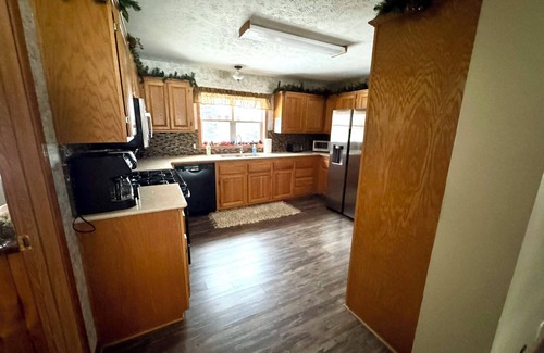 Charlevoix House | Castle Reserved Home Retreat!