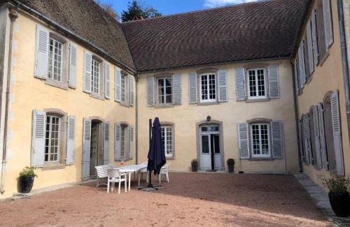 Chiddes House | Castle To Find Yourself