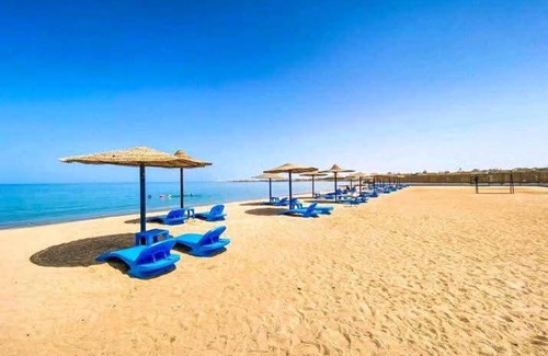 Village Road Hotel | Cecilia Village