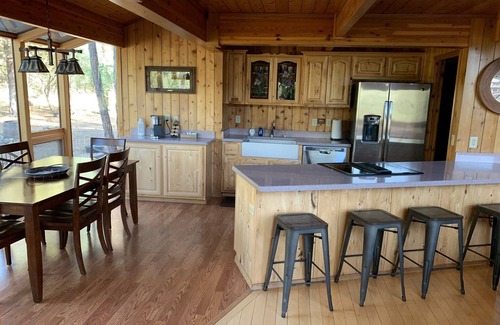Prescott Cabin | Cedar Cabin only 8 Minutes from Downtown Prescott