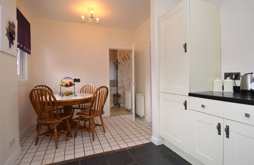 Rashfield Apartment | Cedar Cottage at Rashfield nr Dunoon-sleeps up to 6-Pet Friendly(1 max)