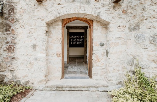 Elora Villa | Cedarcliff Elora - A Majestic Retreat