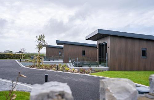 Llangefni House | Cefni Lodge