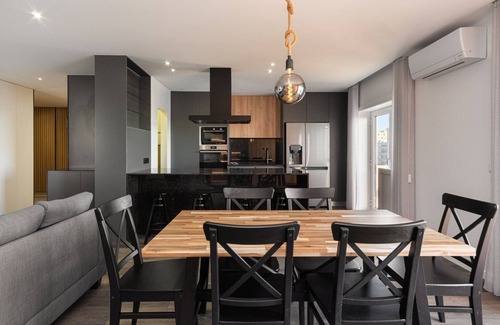 Viana do Castelo Apartment | Celia's Stylish Retreat