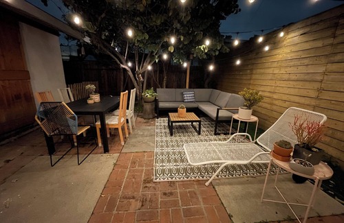 Mid City House | Center of it all! 1bd heart-of-LA casita near Beverly Hills/West Hollywood/Ktown