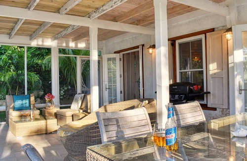 Governor's Harbour House | Central 3 bed house with pool & enclosed garden