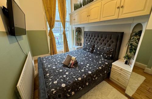 Bryanston and Dorset Square Apartment | Central and affordable flat for 6 people in Zone 1 - Baker Street - with Breakfast included
