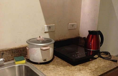 Baguio Condo | Central Baguio Hideaway with Smart TV & Essentials