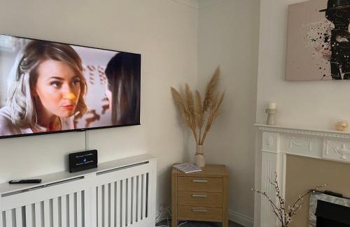 Bridlington House | Central Blue Holiday Home.