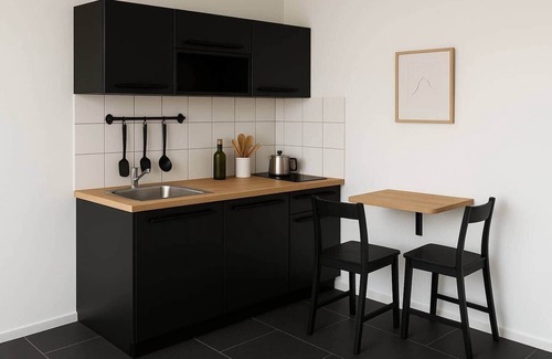 Lebenstedt Apartment | Central, bright 2-room apartment with modern flair