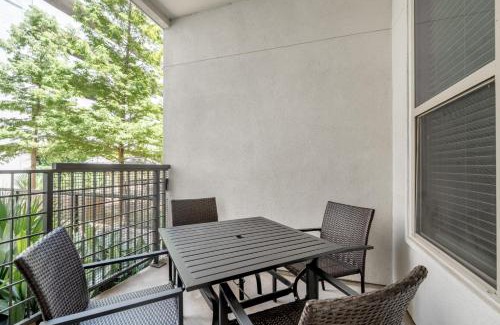North Burnet Apartment | Central Domain 2br w pool wd gym ATX-204