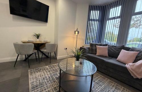 Grangetown Apartment | Central Embankment View Apartment 1BR