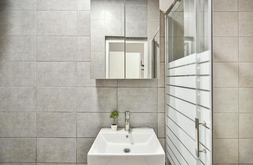 Odesos Apartment | Central Flats with parking