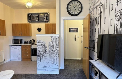 Glasgow Westend Apartment | Central Glasgow Apartment - Sleeps 2 & Kitchen