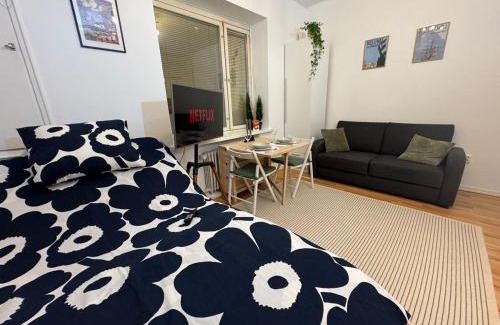 Toolo Apartment | Central Helsinki Studio Near Olympic Stadium