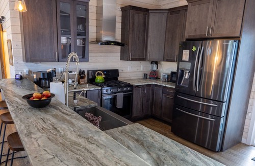 Normal House | Central location | Hot Tub | Heated Pool | Digital Game Table