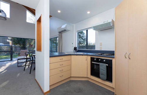 Methven House | Central Methven Chalet, 3 Bedroom, Family Friendly