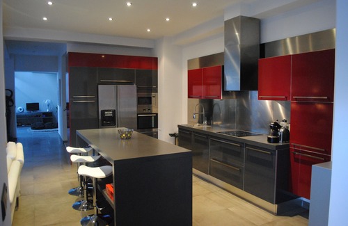 Nice City Centre House | Central Nice, quiet, stunning 5 bed, 6 bath 'loft' house, parking, 100m to beach
