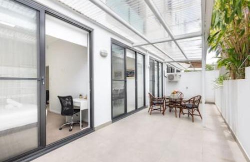 Toowong Apartment | Central of Toowong Neat Apt Near Station