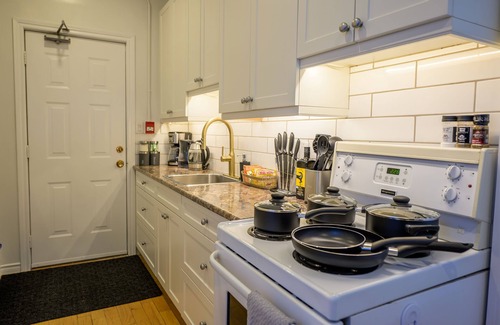 Winnipeg Apartment | Central-Peg The Heart of It All